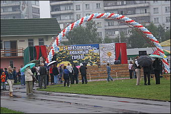 11 августа 2007 г., Белокуриха   День рождения Белокурихи

(фото Кристины Красниковой)