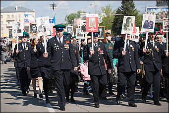 9 май 2016 г., Барнаул © Амител Вячеслав Мельников   Акция "Бессмертный полк" в Барнауле 