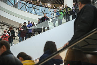 27 марта 2019 г., Барнаул. Екатерина Смолихина   Увидеть БГ с эскалатора: как в Барнауле прошел бесплатный концерт "Аквариума"