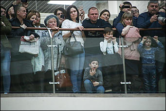 27 марта 2019 г., Барнаул. Екатерина Смолихина   Увидеть БГ с эскалатора: как в Барнауле прошел бесплатный концерт "Аквариума"