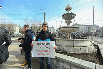 27 марта 2019 г., Барнаул. Екатерина Смолихина   Увидеть БГ с эскалатора: как в Барнауле прошел бесплатный концерт "Аквариума"