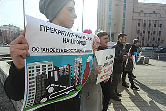 27 марта 2019 г., Барнаул. Екатерина Смолихина   Увидеть БГ с эскалатора: как в Барнауле прошел бесплатный концерт "Аквариума"