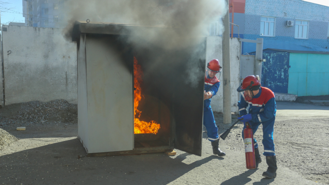 29 апреля 2019 г., Барнаул   Голыми руками не возьмешь: как в Барнауле выбирали лучшего электромонтера