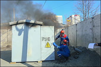 29 апреля 2019 г., Барнаул   Голыми руками не возьмешь: как в Барнауле выбирали лучшего электромонтера