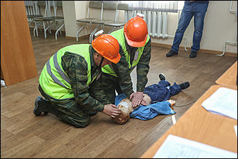 29 апреля 2019 г., Барнаул   Голыми руками не возьмешь: как в Барнауле выбирали лучшего электромонтера