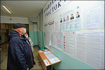 20 сентября 2021 г., Барнаул. Екатерина Смолихина   Детям – шарик, взрослым – бюллетени. Выборы - 2021 в Барнауле