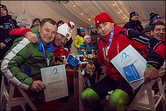 12 декабря 2015 г.   12 декабря 2015 года на склоне ГЛК "Авальман" с 17:00 прошел открытый чемпионат по сноуборду в дисциплине "Биг Эйр"