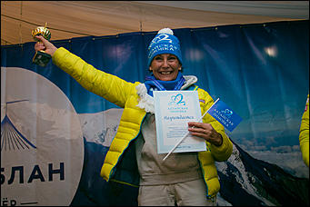 12 декабря 2015 г.   12 декабря 2015 года на склоне ГЛК "Авальман" с 17:00 прошел открытый чемпионат по сноуборду в дисциплине "Биг Эйр"