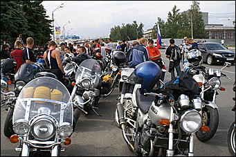 13 июля 2007 г., Барнаул   Сибирское байк-шоу "Без тормозов"