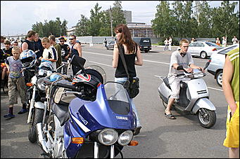 13 июля 2007 г., Барнаул   Сибирское байк-шоу "Без тормозов"