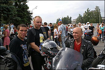 13 июля 2007 г., Барнаул   Сибирское байк-шоу "Без тормозов"