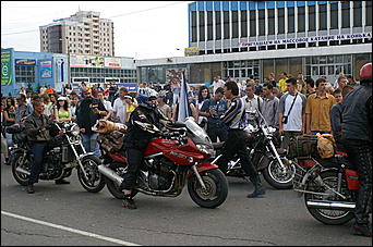 13 июля 2007 г., Барнаул   Сибирское байк-шоу "Без тормозов"
