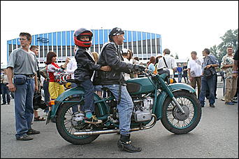 13 июля 2007 г., Барнаул   Сибирское байк-шоу "Без тормозов"