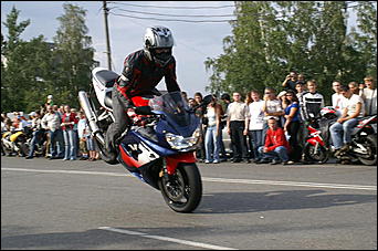 13 июля 2007 г., Барнаул   Сибирское байк-шоу "Без тормозов"