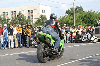 13 июля 2007 г., Барнаул   Сибирское байк-шоу "Без тормозов"