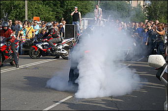 13 июля 2007 г., Барнаул   Сибирское байк-шоу "Без тормозов"