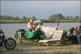 13 июля 2007 г., Барнаул   Сибирское байк-шоу "Без тормозов"