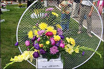 30 августа 2008 г., Барнаул   Цветы Барнаулу в день рождения!
