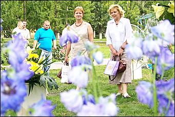 30 августа 2008 г., Барнаул   Цветы Барнаулу в день рождения!