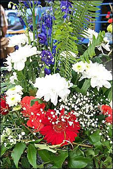 30 августа 2008 г., Барнаул   Цветы Барнаулу в день рождения!