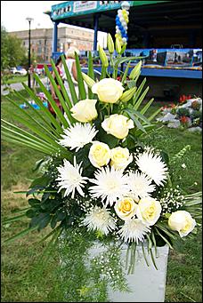 30 августа 2008 г., Барнаул   Цветы Барнаулу в день рождения!