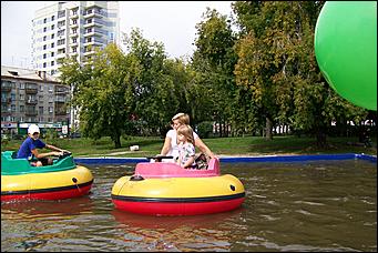 30 августа 2008 г., Барнаул   Цветы Барнаулу в день рождения!