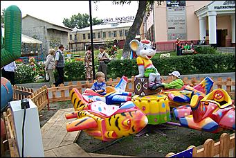 30 августа 2008 г., Барнаул   Цветы Барнаулу в день рождения!