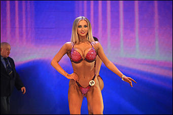 14 марта 2021 г., Барнаул   Алтайские чудо-женщины. Как в Барнауле прошёл чемпионат по бодибилдингу