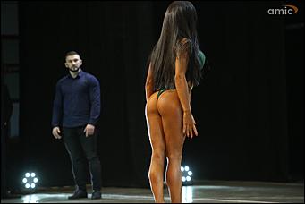 10 марта 2018 г., Барнаул. Екатерина Смолихина   Культ тела: как в Барнауле прошел чемпионат по бодибилдингу