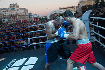 5 сентябрь 2016 г., Барнаул © Амител Вячеслав Мельников   Порхай как бабочка. Яркие моменты международного турнира по боксу в Барнауле