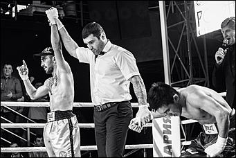 2 декабрь 2016 г., Барнаул © Амител Вячеслав Мельников   Девушки и бокс: "Великий бой на Алтае" прошел в Барнауле без Валуева