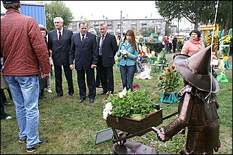 4 сентября 2010 г., Барнаул   Барнаулу 280: "Город мастеров" и выставка цветов