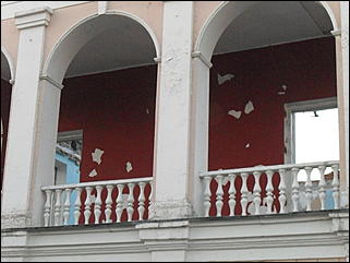 3 апрель 2012 г., Барнаул   Демонтаж "ОКТЯБРЬСКОГО РАЙОНА" Барнаула