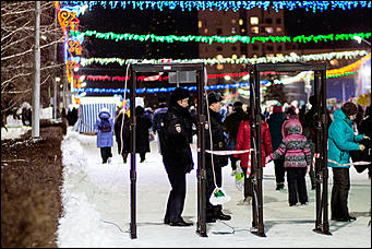 30 декабря 2015 г   Как проходило открытие главной Елки Барнаула