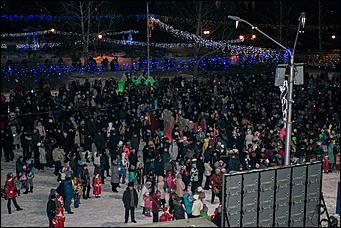 30 декабря 2015 г   Как проходило открытие главной Елки Барнаула