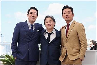    Спилберг, Терон и слезы Долана: 69-й Каннский кинофестиваль в фотографиях 