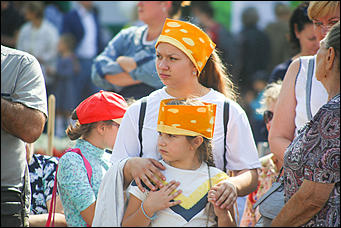 24 августа 2019 г., Барнаул   10 тонн сыра, 20 тысяч гостей: как в Барнауле прошел фестиваль "Дни алтайского сыра"