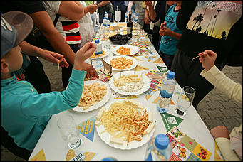 24 августа 2019 г., Барнаул   10 тонн сыра, 20 тысяч гостей: как в Барнауле прошел фестиваль "Дни алтайского сыра"