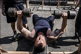 30 май 2017 г., Барнаул Мельников Вячеслав   Везде жизнь. Как "прокачиваются" заключенные барнаульской колонии №3