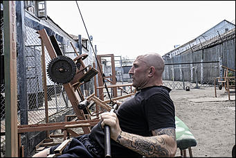 30 май 2017 г., Барнаул Мельников Вячеслав   Везде жизнь. Как "прокачиваются" заключенные барнаульской колонии №3