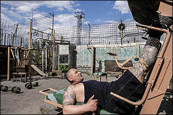 30 май 2017 г., Барнаул Мельников Вячеслав   Везде жизнь. Как "прокачиваются" заключенные барнаульской колонии №3