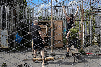 30 май 2017 г., Барнаул Мельников Вячеслав   Везде жизнь. Как "прокачиваются" заключенные барнаульской колонии №3