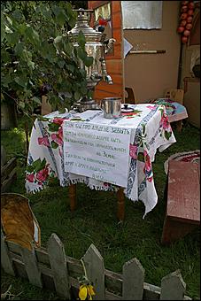 23 августа 2009 г., Барнаул   Праздник цветов и парад невест в Барнауле