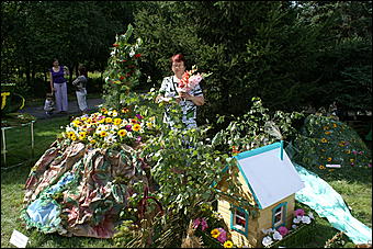 23 августа 2009 г., Барнаул   Праздник цветов и парад невест в Барнауле