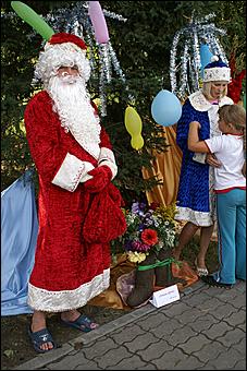 23 августа 2009 г., Барнаул   Праздник цветов и парад невест в Барнауле