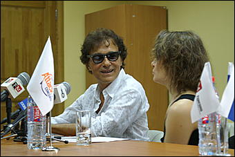 30 августа 2008 г., Барнаул   FR Дэвид дает концерт в Барнауле