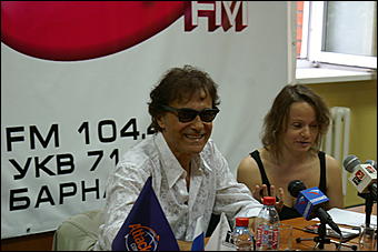 30 августа 2008 г., Барнаул   FR Дэвид дает концерт в Барнауле