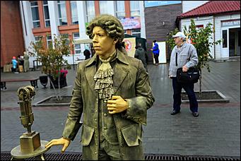 11 сентября 2021 г., Барнаул. Екатерина Смолихина   Без салюта, но с креветками и деревом дружбы. Как Барнаул отметил свой 291-й день рождения