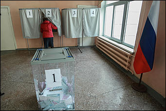10 сентября 2017 г, Барнаул. Екатерина Смолихина   Шторки, бюллетени и колбаса: как в Барнауле прошел Единый день голосования