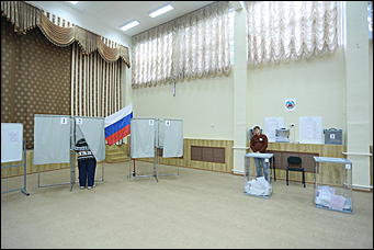 10 сентября 2017 г, Барнаул. Екатерина Смолихина   Шторки, бюллетени и колбаса: как в Барнауле прошел Единый день голосования